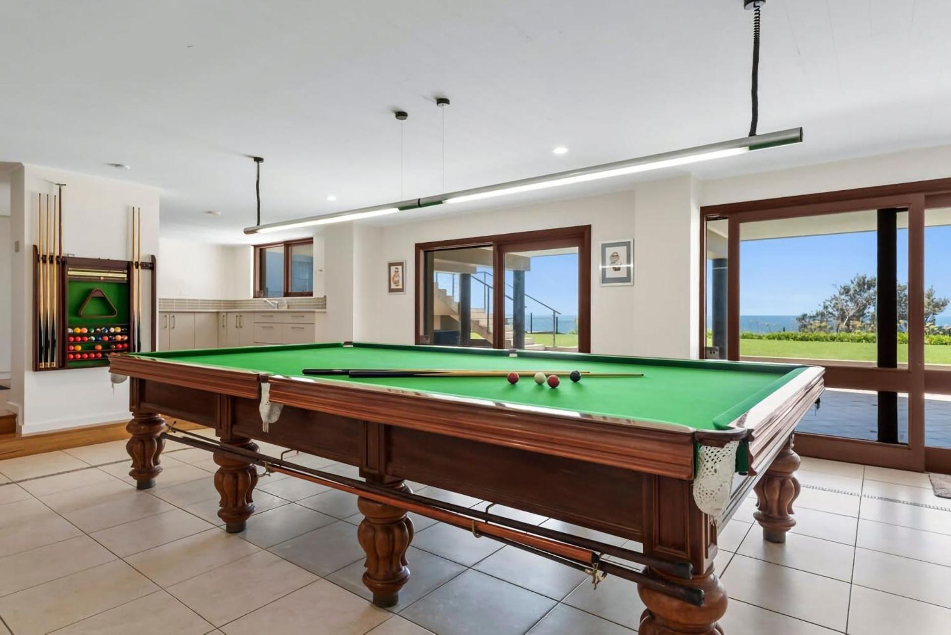 Spectacular Ocean Front Home With Pool Шеллхарбор Экстерьер фото