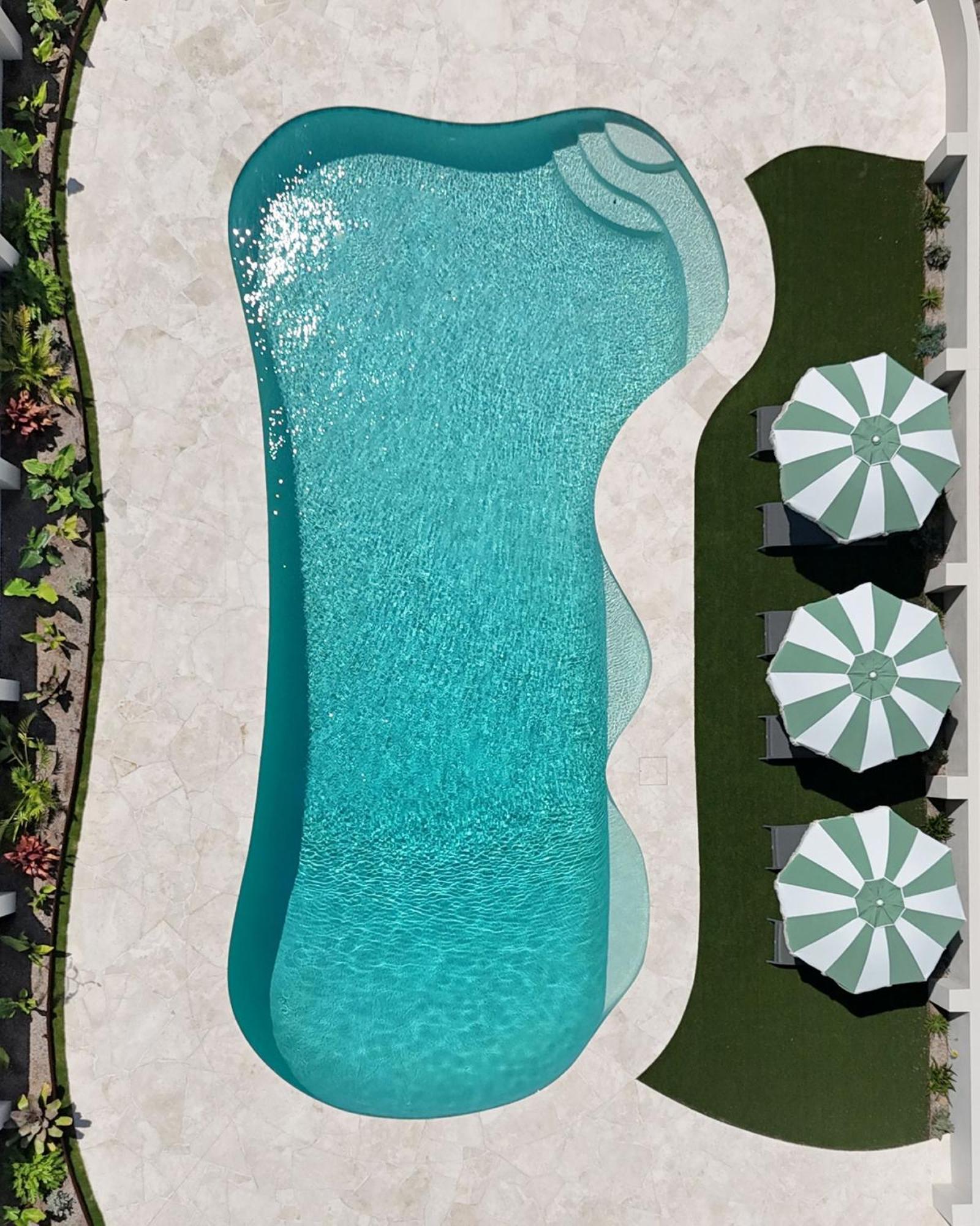 Spectacular Ocean Front Home With Pool Шеллхарбор Экстерьер фото